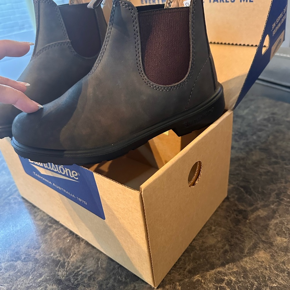 Blundstone Kids Dark Gray Chelsea Boots